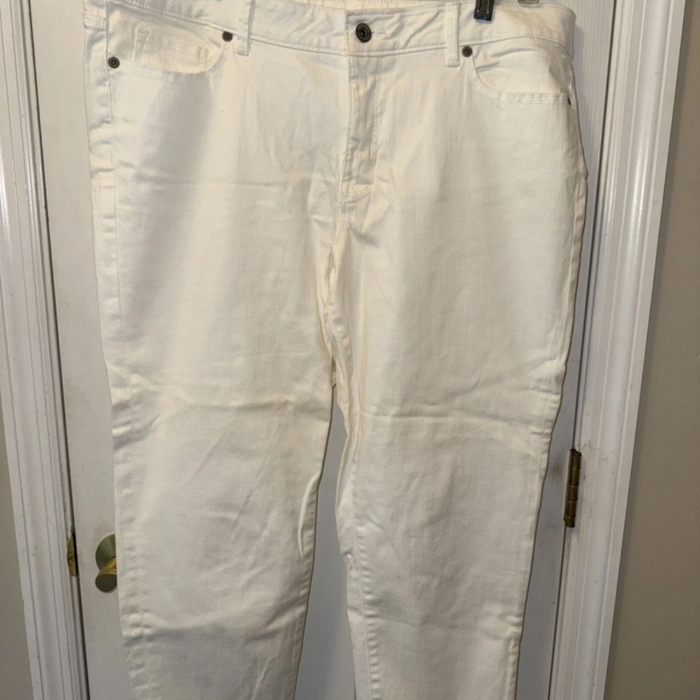 Sonoma White Capri Cropped Women’s Jeans Pants Size 16 Casual